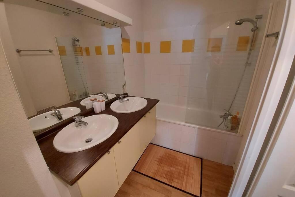 Appartement Moderne, Hyper-centre - 6/8 pers. Bagnères-de-Luchon Extérieur photo